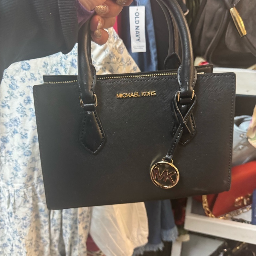 Michael Kors Black Handbag - Picture 6 of 7